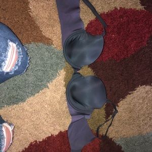 Victoria secret T-shirt bra